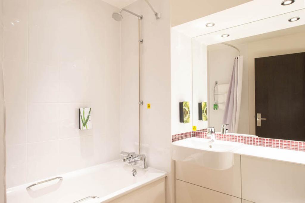 Premier Inn Norwich City Centre - Duke Street מראה חיצוני תמונה